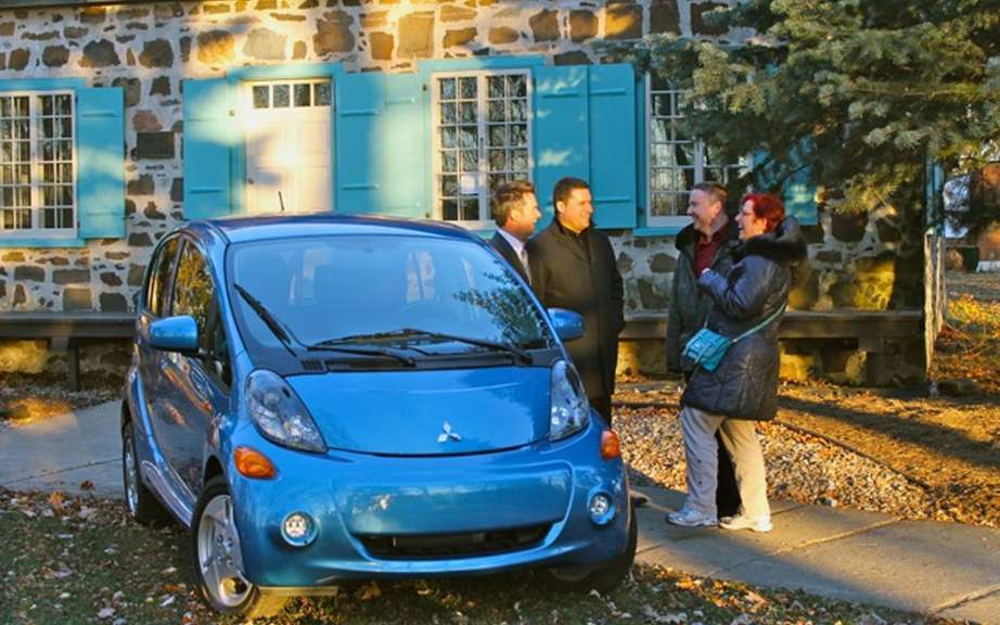 200th fully electric i-MiEV is sold in Quebec picture #1