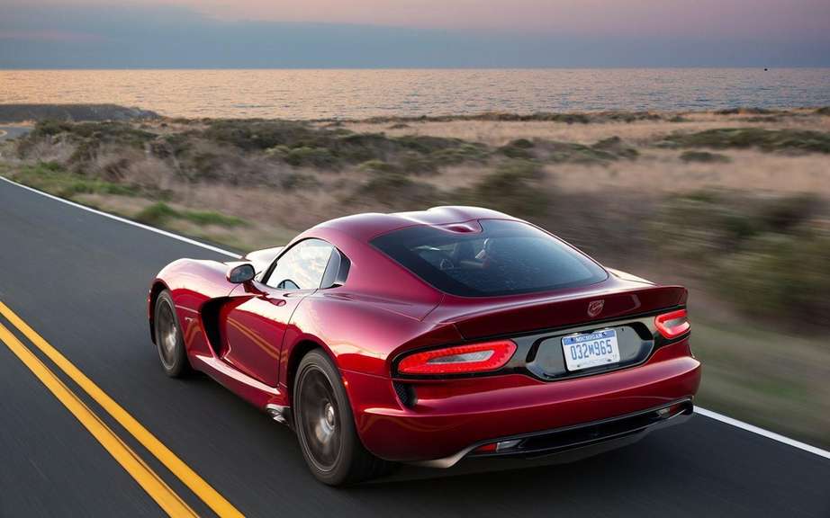 SRT Viper 2013: for thrill seekers picture #2