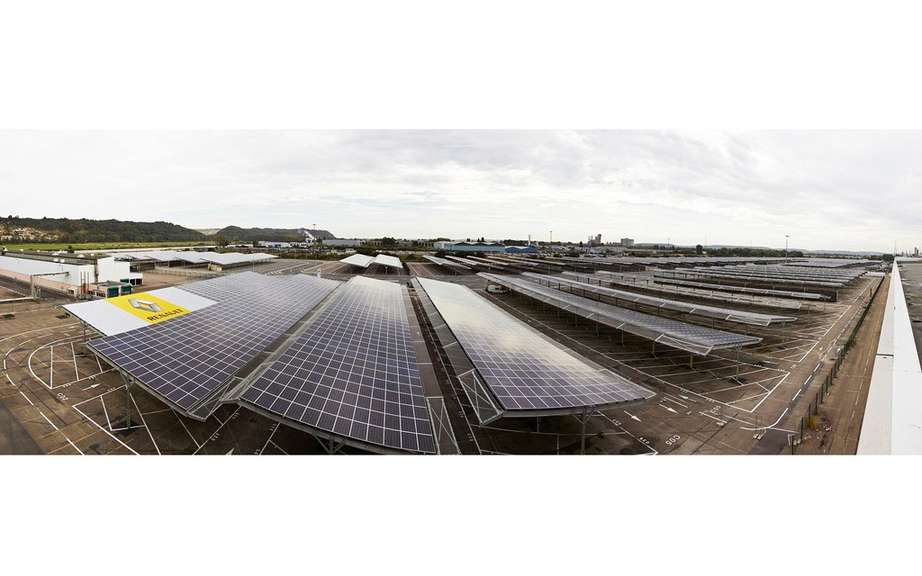 Renault launches the world's largest automobile photovoltaic device picture #2