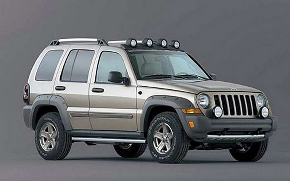 Chrysler recalls 919,000 vehicles Jeeps, including 49,000 sold in Canada picture #2