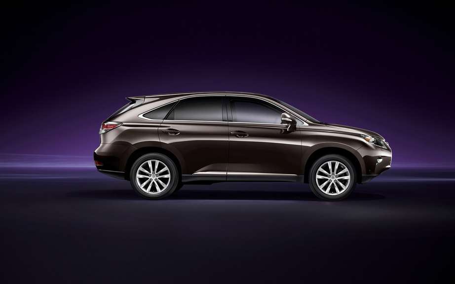 NX and NX 200t Lexus 300h reserves the North American market picture #1