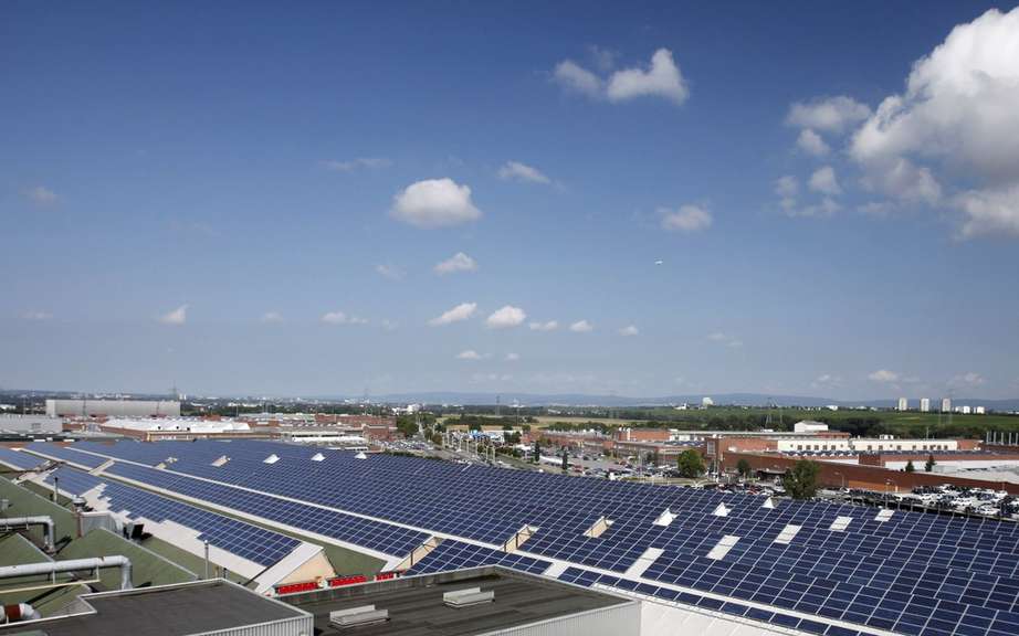 Opel supplies its production sites by solar energy picture #2