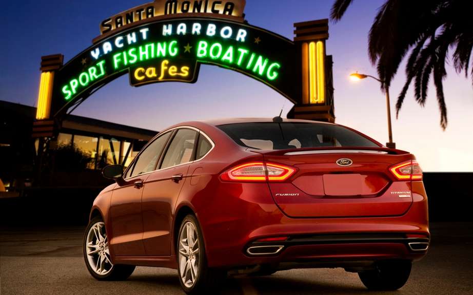 Ford Canada announces pricing for its 2013 Fusion models picture #2