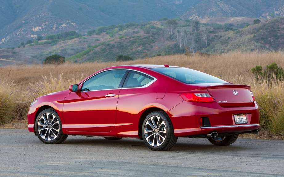 Honda Canada unveiled the price of its 2013 Accord models picture #4