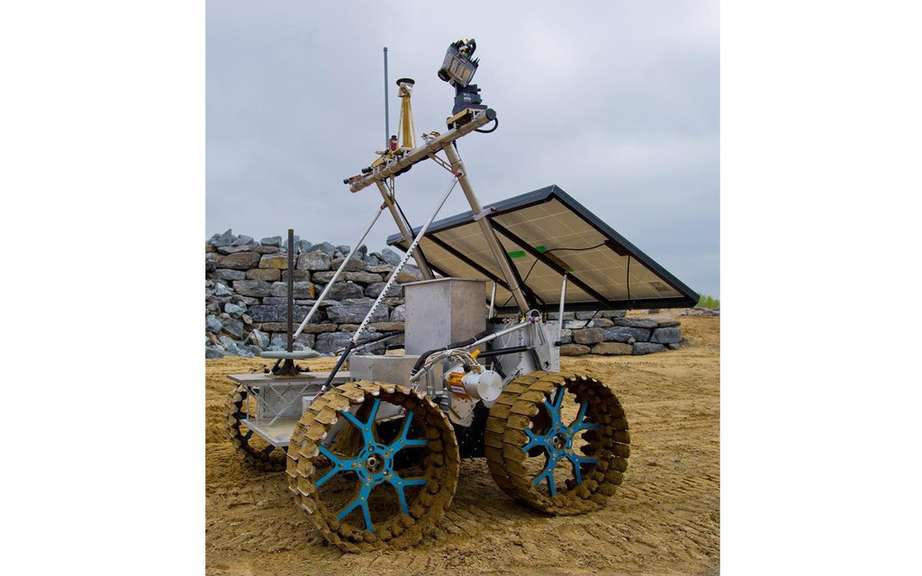 The Canadian Space Agency unveiled its "rovers" picture #1
