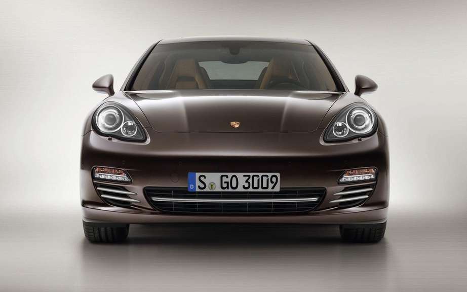 Porsche Panamera Platinum Edition: she is aptly named picture #4