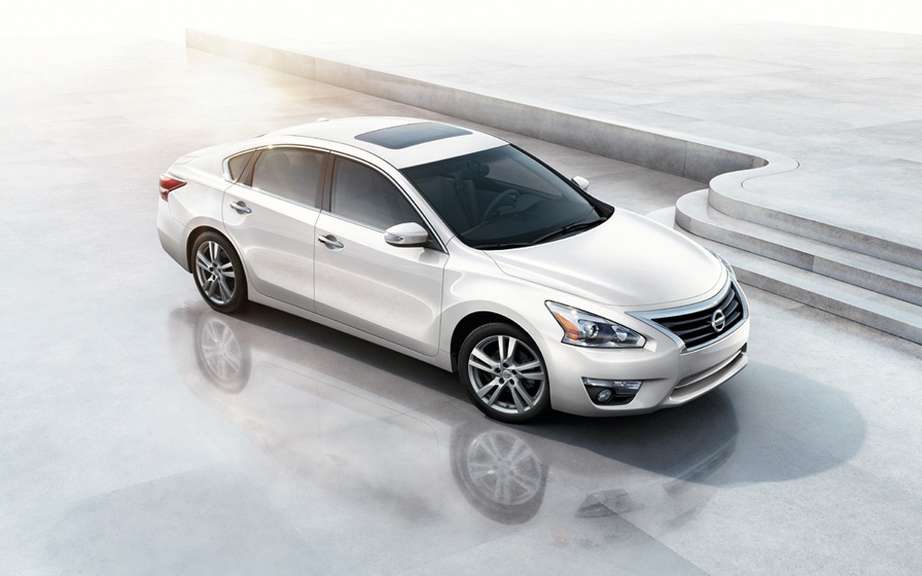 METHOD Nissan already has a recall of its 2013 Altima models picture #1