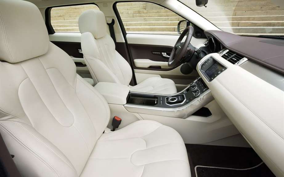 Range Rover Evoque: elected "feminine Car of the Year 2012 ' picture #6