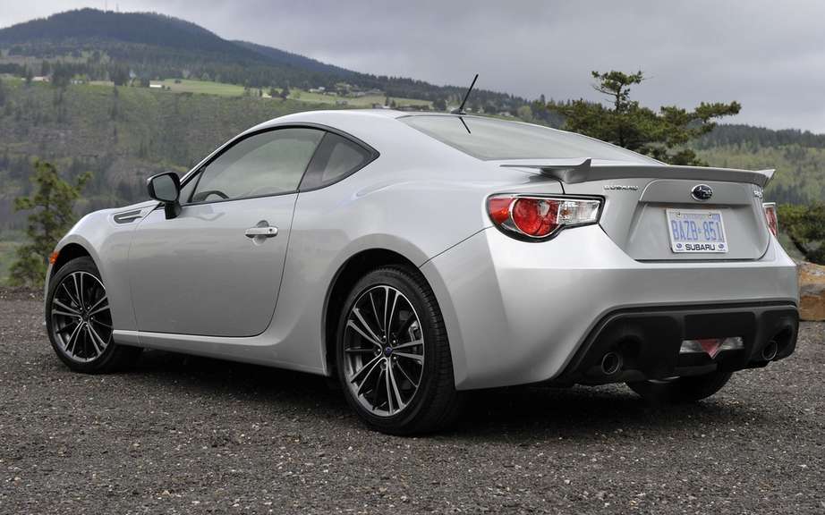 Subaru BRZ 2013: Award-Winning as the best choice by IIHS picture #2
