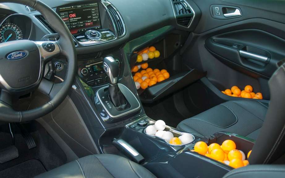 How Ford measurement space in the new Ford Escape? With ping-pong
