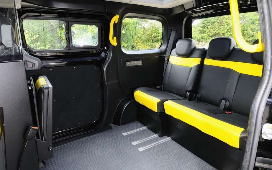 Nissan presents its London taxi picture #5