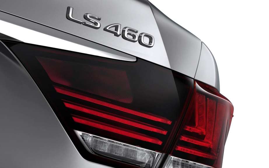 Lexus LS 2013: a more aggressive face picture #6