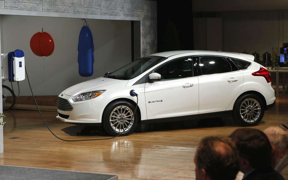 Ford presents its hybrid and electric models 2012/2013
