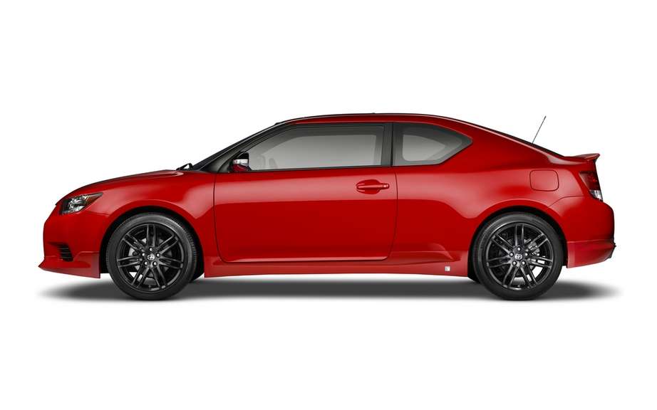 Scion tC Release Series 8.0: any red clothed picture #3
