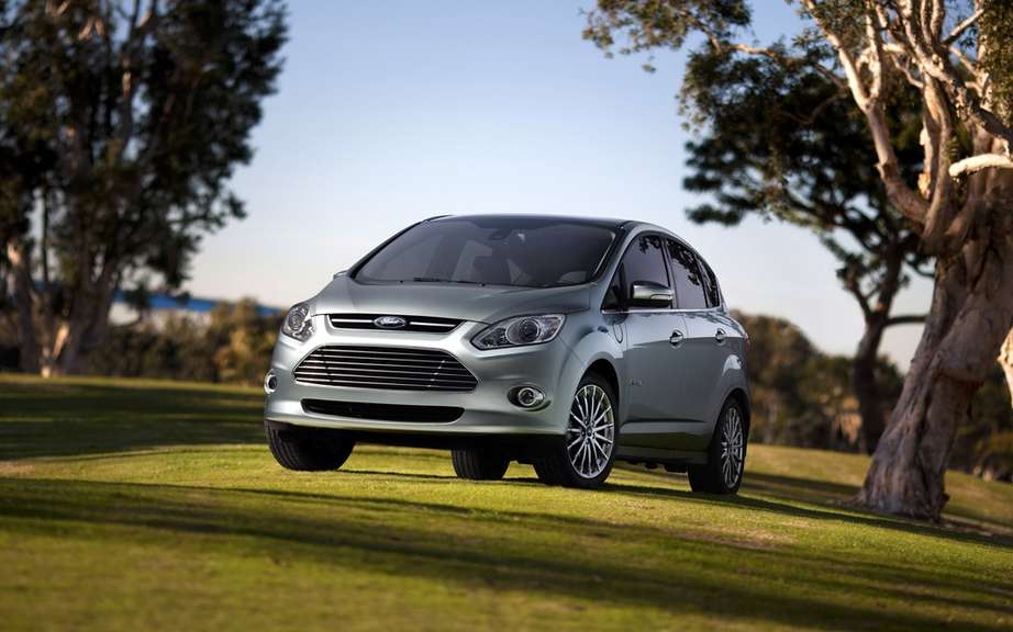 Ford presents its hybrid and electric models 2012/2013 picture #6