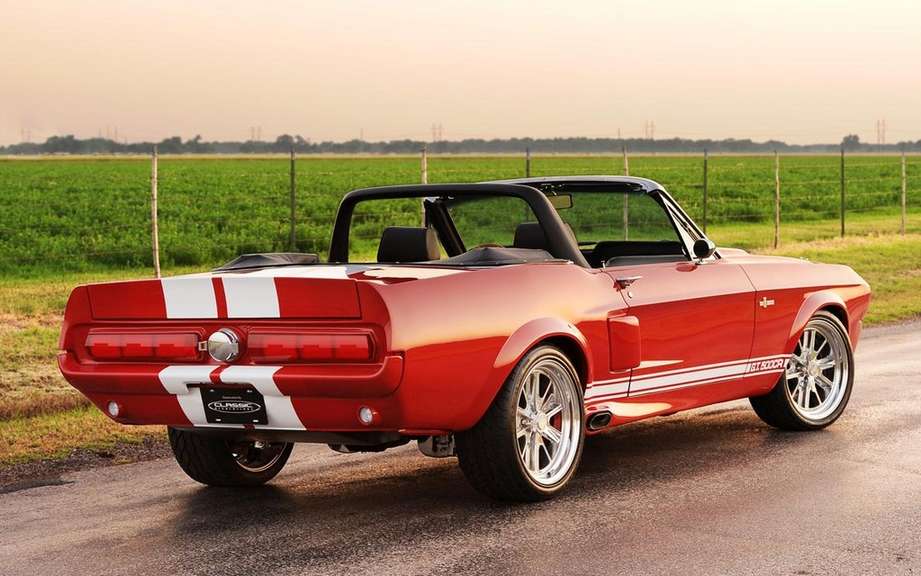 Shelby GT500CR Convertible 1967: a superb replica picture #2