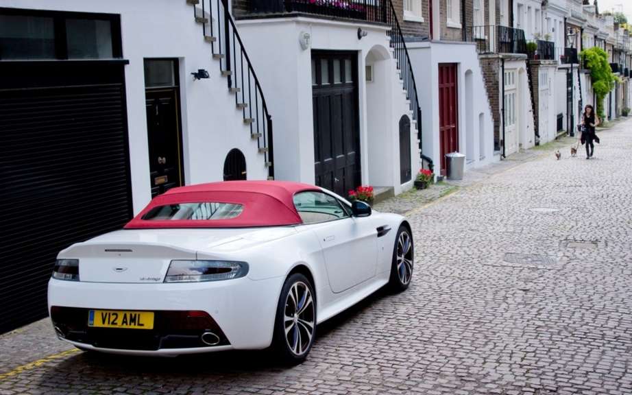 Aston Martin V12 Vantage Roadster: 101 for Preferred picture #4