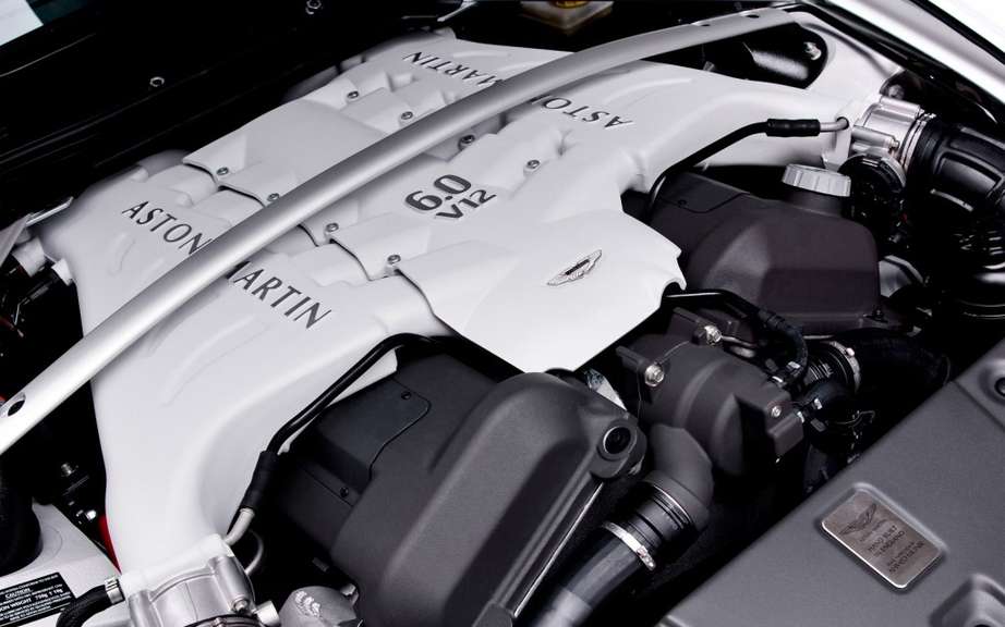 Aston Martin V12 Vantage Roadster: 101 for Preferred picture #5