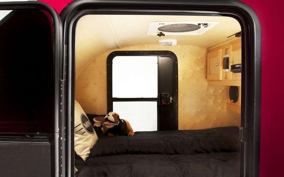 Mini Cowley Caravan and Swindon Roof Top tent picture #4