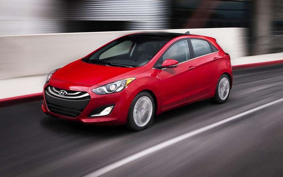 Hyundai Elantra GT Coupe and 2013 from $ 19,149 picture #3