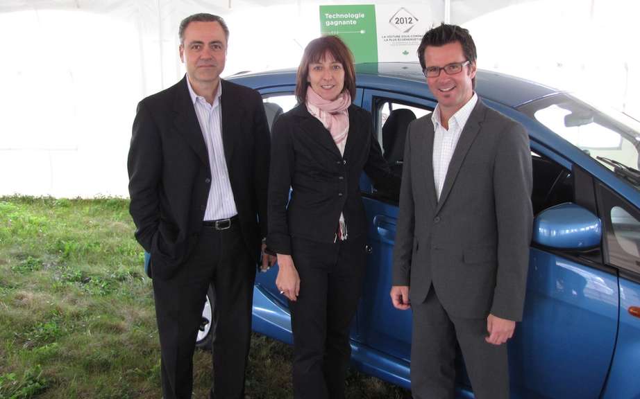 Mitsubishi participated in the Environmental Fair and Ecohabitation picture #1