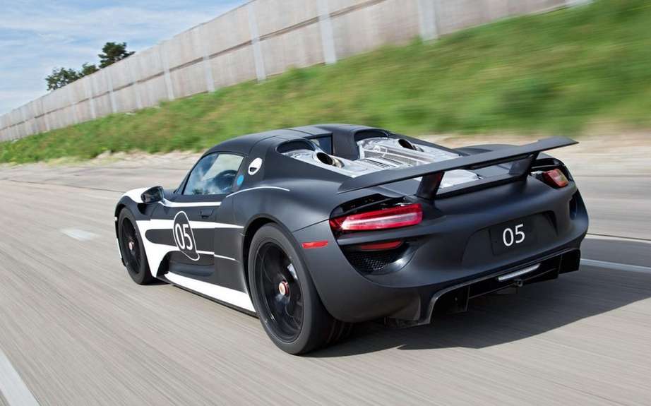 Porsche 918 Spyder prototypes that are having ac ur joy? picture #2