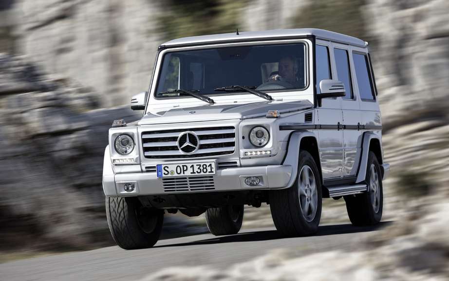 Mercedes-Benz presents its model Class G restyle picture #1