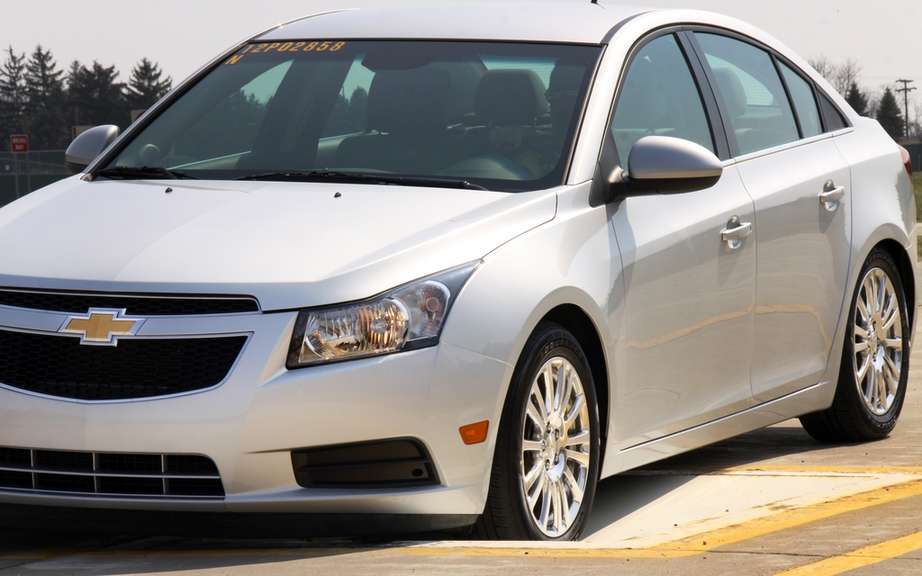 Nest-holes of the spring do not fear the Chevrolet Cruze