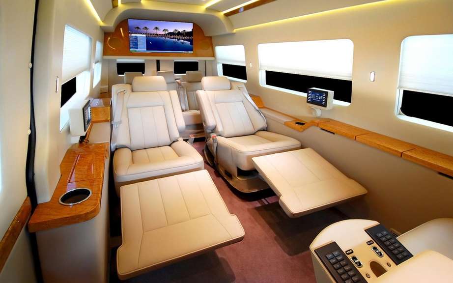 Mercedes-Benz Sprinter Jetvan: all the private jet on wheels picture #2