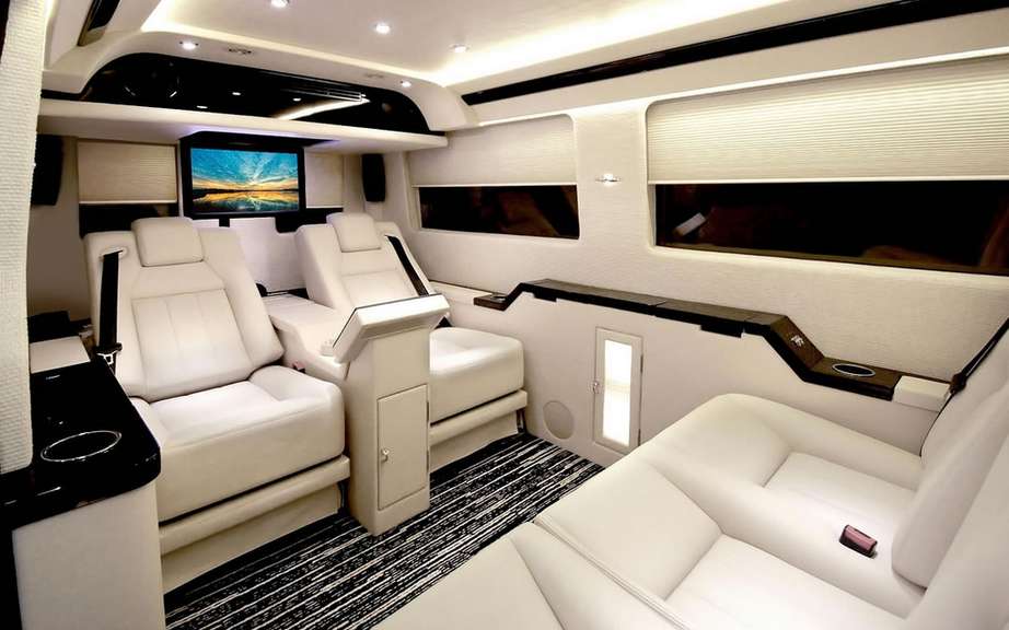 Mercedes-Benz Sprinter Jetvan: all the private jet on wheels picture #5