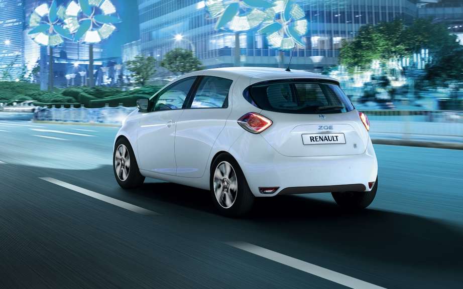 Renault ZOE unveiled his model and opens reservations picture #2