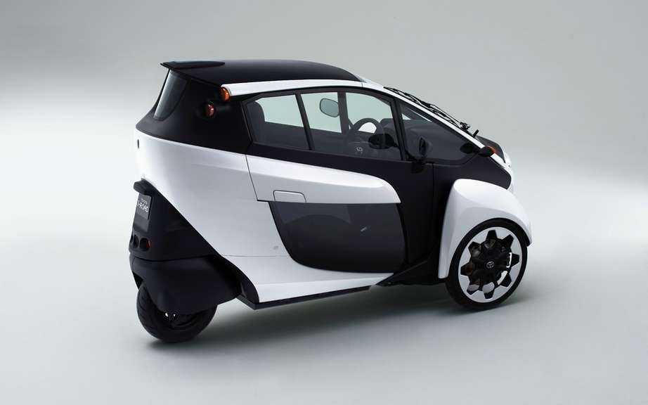 Road tests for the Toyota i-Road picture #7