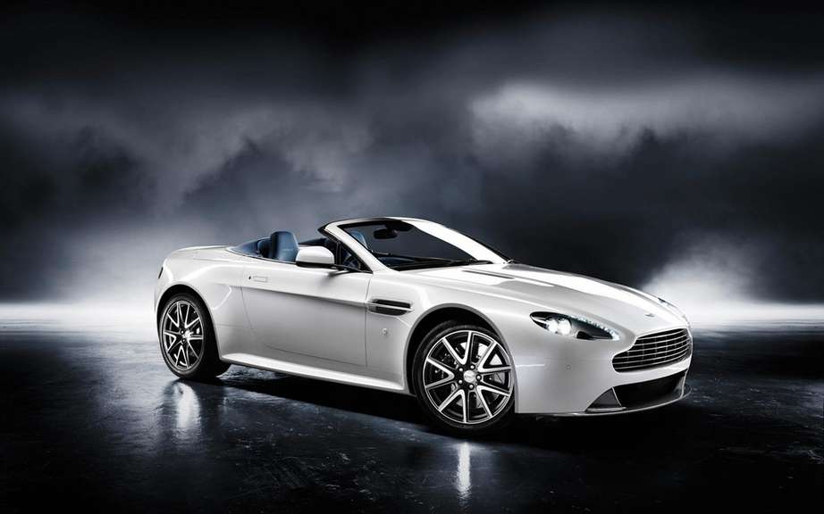 Aston Martin Vantage 2012: a reconstituted family picture #5