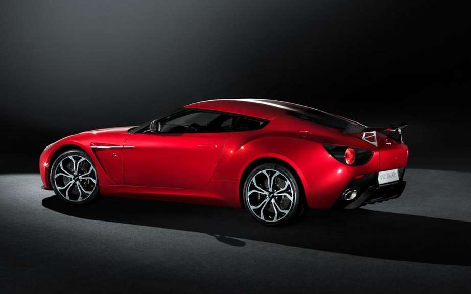 Aston Martin V12 Zagato: what do we salivate picture #2