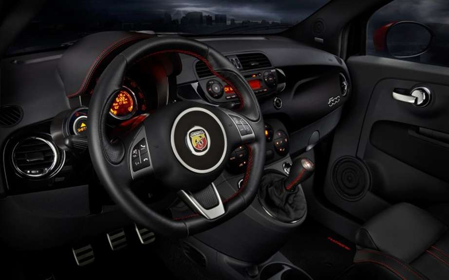 Chrysler Canada announces pricing for the new 2012 Fiat 500 Abarth picture #3