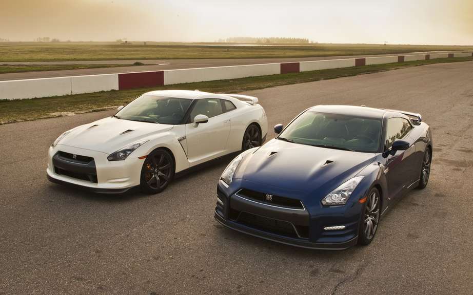 Nissan GT-R 2013: Ad prices in effect in Canada picture #1