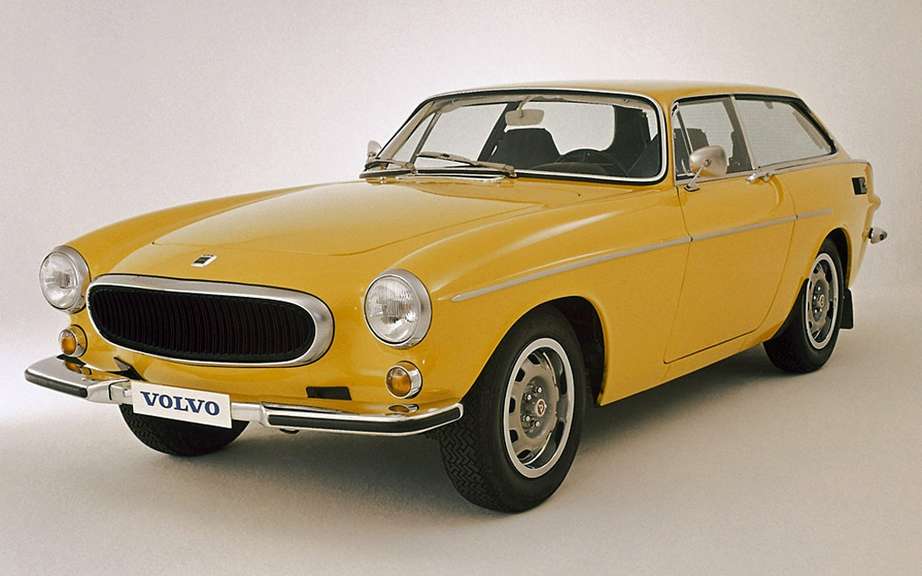 Volvo commemorates the 50th anniversary of the P1800 cutting picture #4