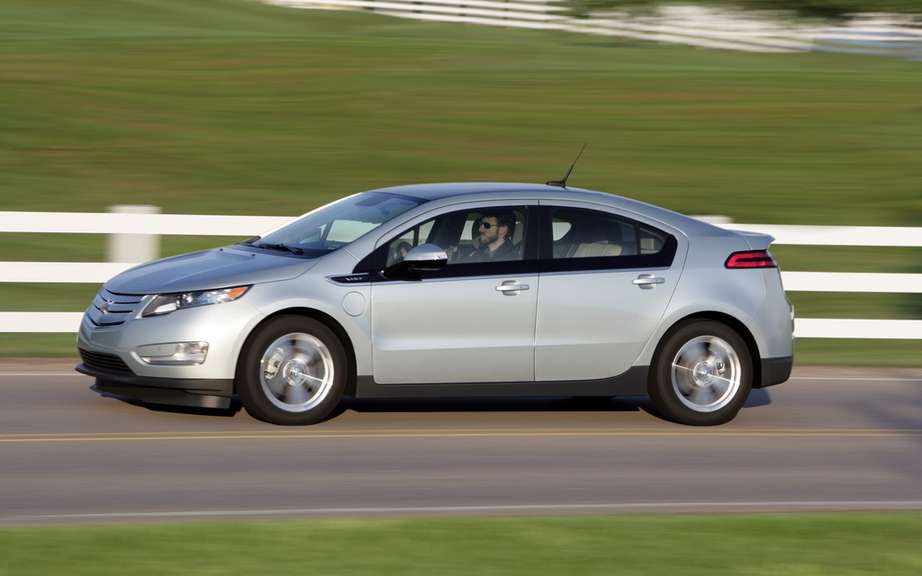 GM will lend a free vehicle to a Chevrolet Volt owners worried picture #1