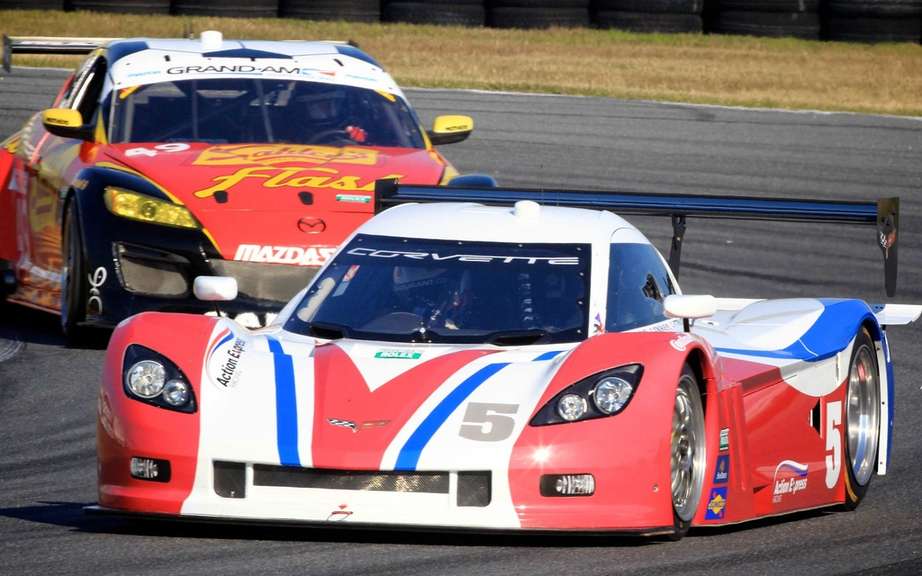 The new Corvette prototypes dominate at Daytona picture #1