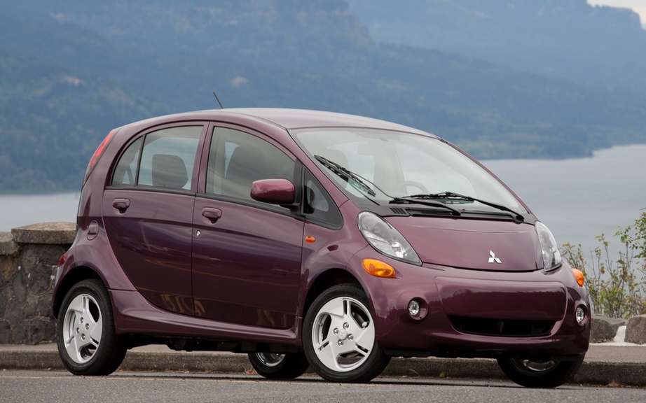 Mitsubishi i-MiEV 2012: Finally available in Canada picture #5