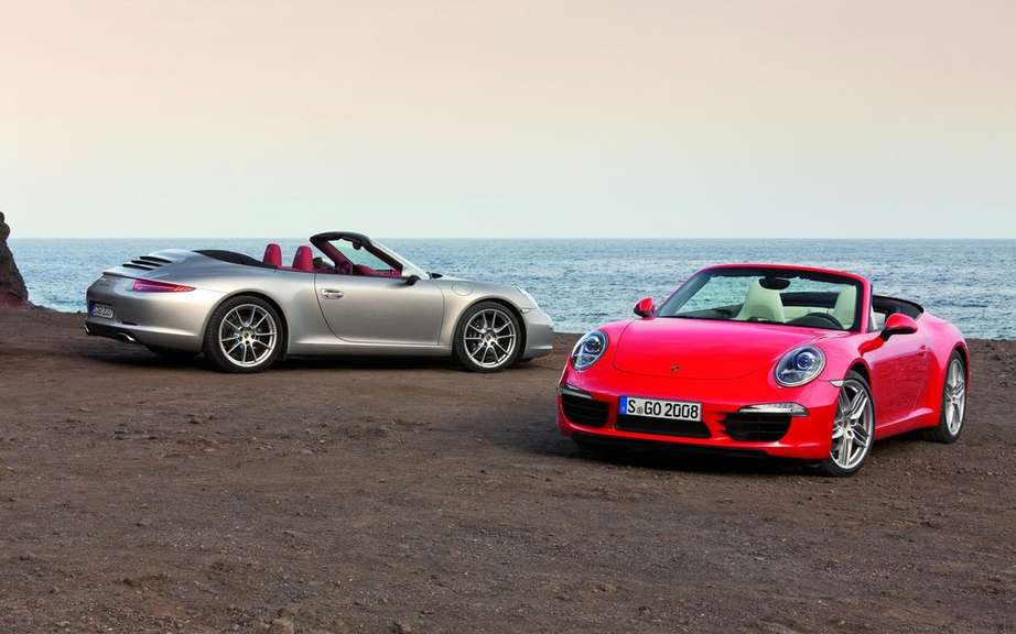 Porsche 911 Cabriolet 2012: With hood type cutting