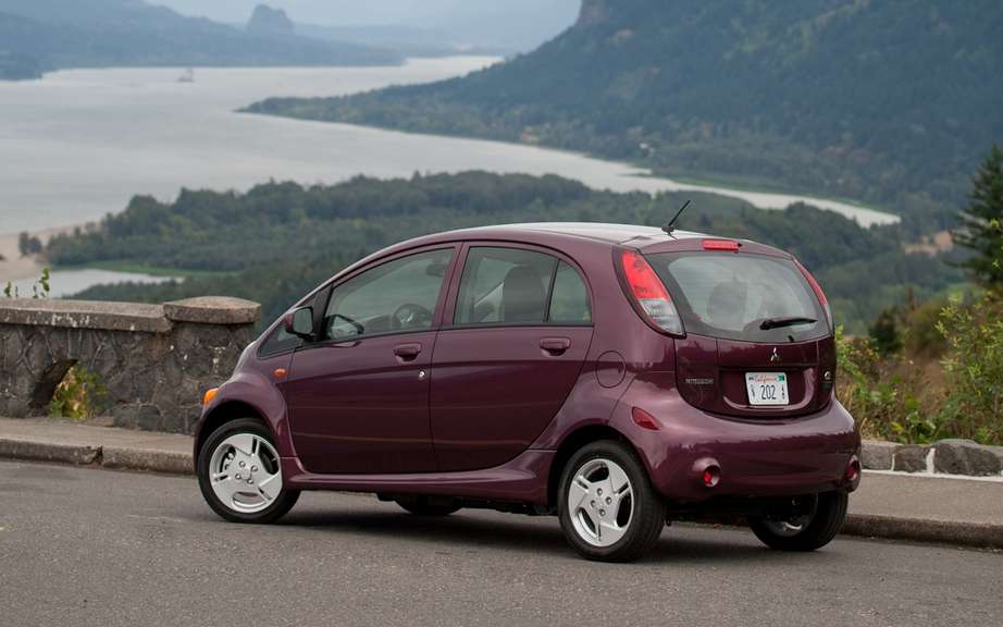 Mitsubishi i-MiEV 2012: Finally available in Canada picture #2