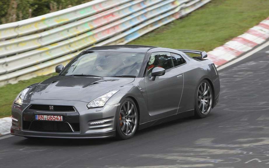 Nissan GT-R 2013: All that for 20 more horsepower picture #3