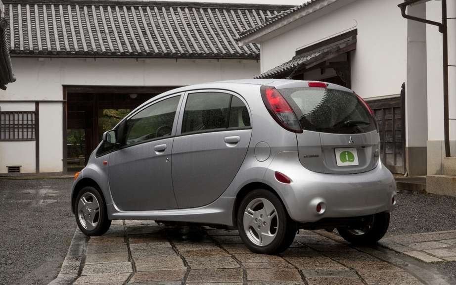 Mitsubishi starts production of its i-MiEV has destiny of North America picture #2