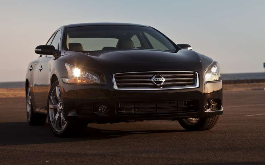 Nissan Maxima 2012: A discounted prices picture #1