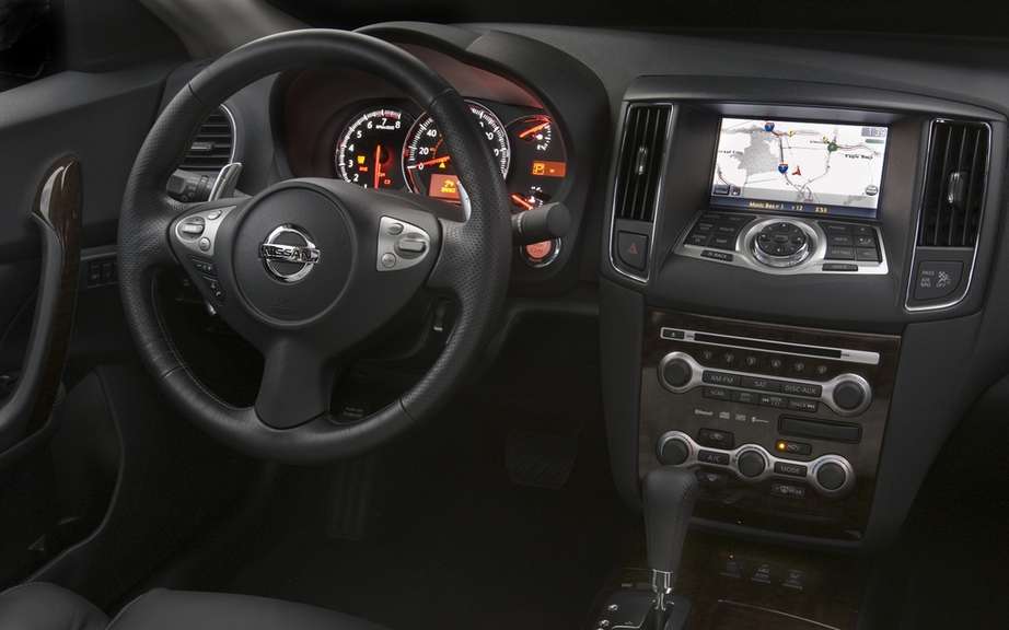 Nissan Maxima 2012: A discounted prices picture #4