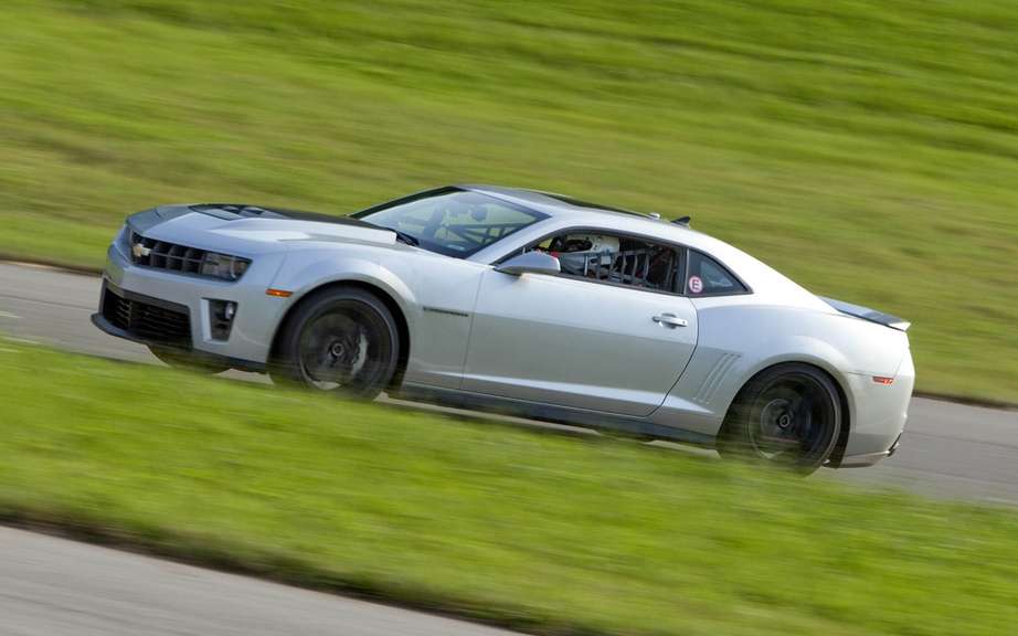 Chevrolet Camaro ZL1 2012: The racier ever offered picture #2