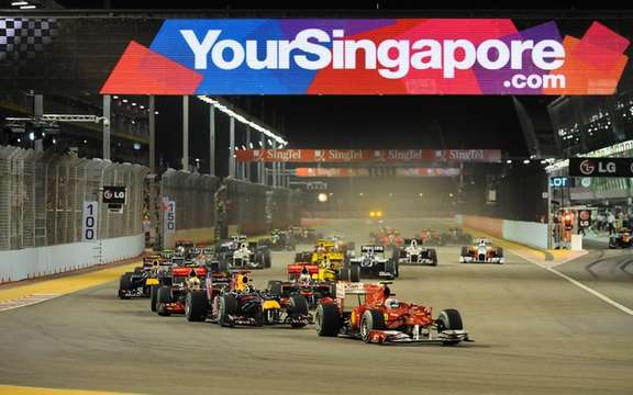 F1 Singapore Night and NASCAR in New Hampshire! picture #1