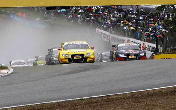 Bruno Spengler loses control DTM picture #1