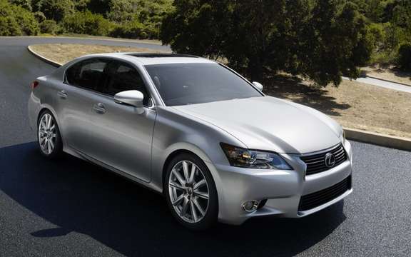 Lexus GS 2013: Much more aggressive forms